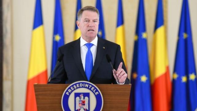 <b>Licitația pentru spectrul 5G ar putea întârzia și mai mult; Președintele Klaus Iohannis sugerează Guvernului să nu se grăbească </b>Finalul lunii octombrie ne aducea printre altele și vestea că ANCOM a decis amânarea licitației de spectru 5G pentru prima jumătate a anului viitor, fapt ce poate fi considerat drept o piedică în dezvoltarea rețelelor 5G 