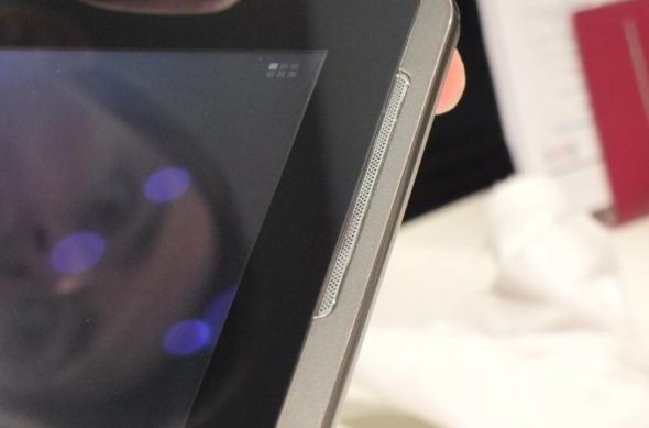 MWC 2012: Samsung Galaxy Tab 2 10.1 video preview - prima tabletă Android 4.0 Samsung ni se prezintă (Video): dscn0325jpg.jpg