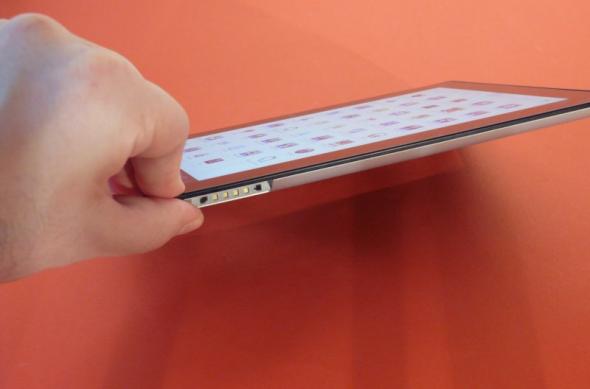 Sony Tablet S unboxing - scoatem din cutie interesanta tableta Sony cu Honeycomb (Video): p1240675jpg.jpg