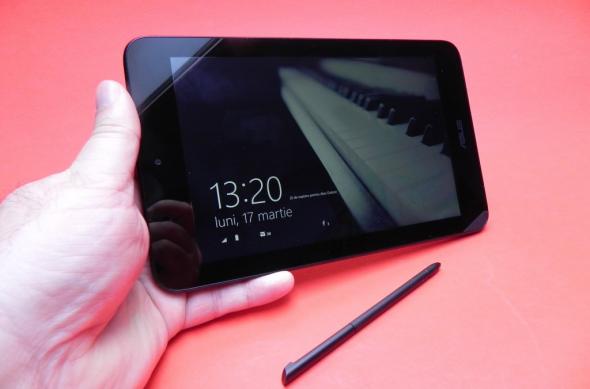 ASUS VivoTab Note 8 Review: Windows 8.1 full Într-un pachet compact, cu ecran sub așteptări (Video): asus_vivotab_note_8_review_mobilissimo_ro_15jpg.jpg