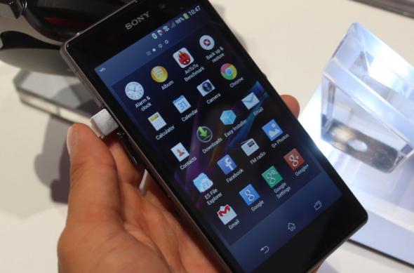 IFA 2013: Sony Xperia Z1 hands on - noul cameraphone de 20.7 megapixeli analizat În detaliu: sony_xperia_z1_hands_on_mobilissimo_ifa_2013_09jpg.jpg