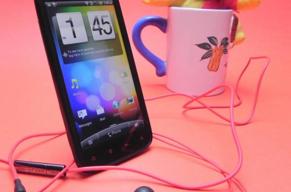 Review HTC Sensation XE - senzație de toamnă cu extra bas, cameră și grip of death...(Video): htc_sensation_xe_review_mobilissimo_26.jpg