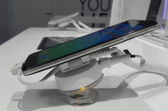 MWC 2014: Alcatel One Touch Idol X+ hands on preview - un octa core solid de 2 GHz (Video): dscn4908jpg_1.jpg