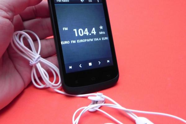 Review Allview P5 Mini: mic, cochet, dar neconvingător (Video)