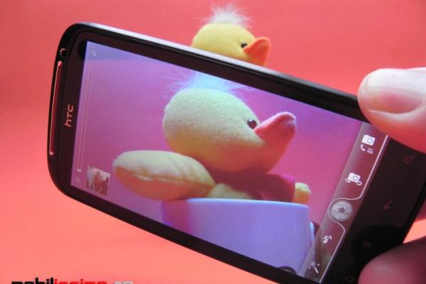 Review HTC Sensation XE - senzație de toamnă cu extra bas, cameră și grip of death...(Video)