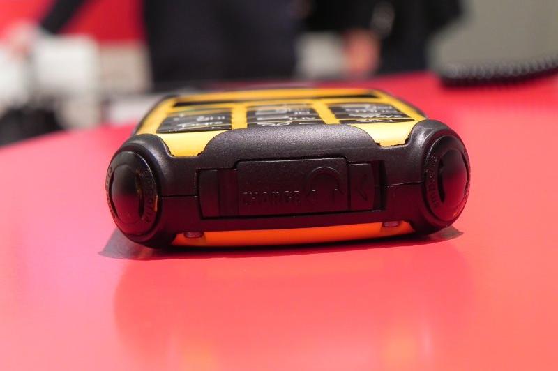 MWC 2011: Emporia ne prezintă telefonul-SOS, Însoțit de un ceas accesoriu și un handset ultra-rezistent (Video): dscn3758jpg.jpg