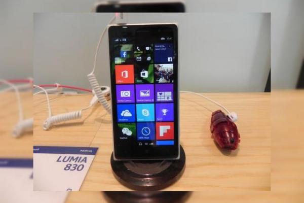 IFA 2014: Nokia Lumia 830 hands on - midrange-ul cu cameră Pureview și OIS, analizat (Video)