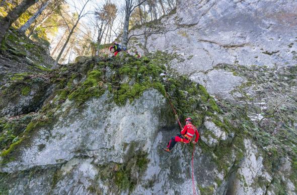 HONOR Magic8 Lite - Salvamont Zărnești: Honor                    ©Mihnea Ratte-588.jpg