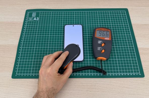 OPPO A6 Pro 5G - Test ecran: Luminozitate (3).jpg