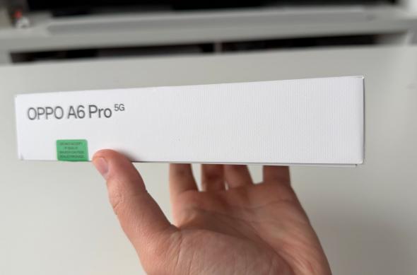 OPPO A6 Pro 5G - Unboxing: OPPO-A6-Pro-unboxing_ (2).jpg