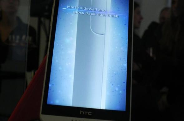 HTC Desire 816 hands on preview: cel mai interesant telefon midrange din Barcelona (Retro MWC 2014 - Video): dscn4448jpg.jpg