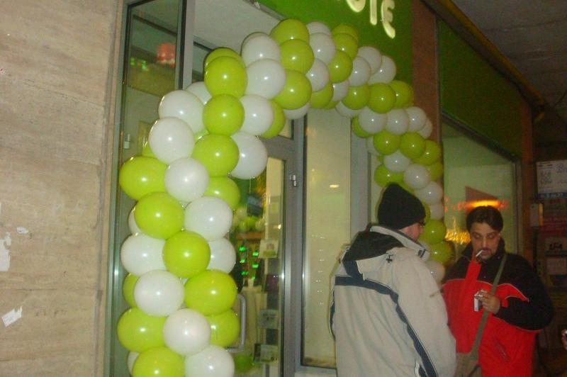 și s-a lansat și iPhone 4... prin Cosmote și Vodafone (Video): dsc05948jpg.jpg
