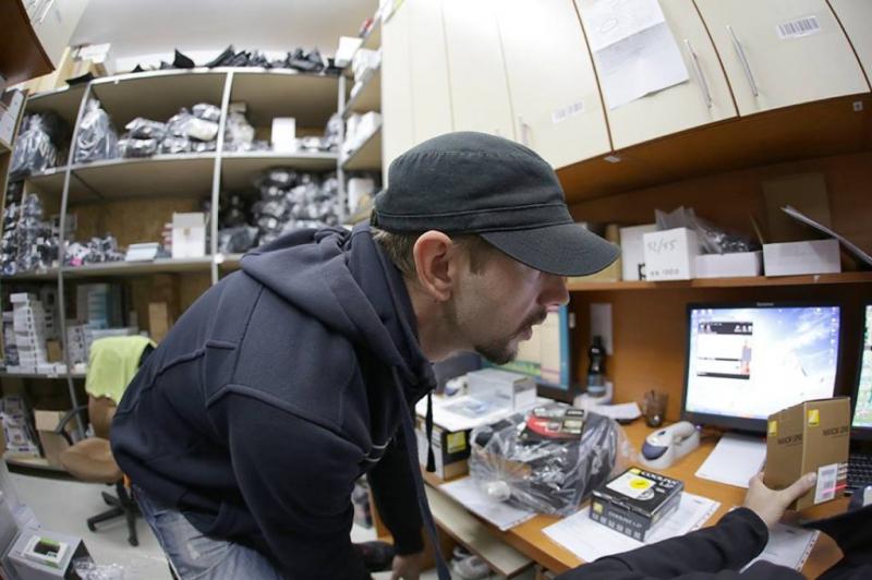 F64 prezintă primele rezultate din campania Black Friday: 14.800 de produse comandate, creștere de 75% față de 2012: 1461077_10151793194722654_521751925_n.jpg