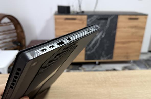 ASUS ROG Flow Z13 (2025) - Unboxing: Photo 14.11.2025, 14 53 27.jpg