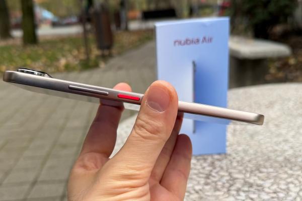 Nubia Air: Hardware midrange, ușor atipic, într-un corp subțire și ușor