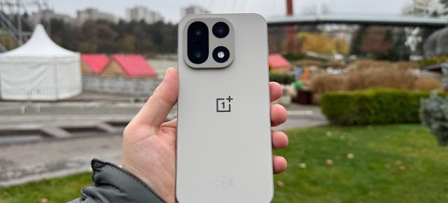 OnePlus 15: Primul smartphone cu Snapdragon 8 Elite Gen5 testat de noi se bate serios cu Dimensity 9500