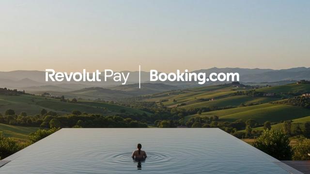 <b>Revolut şi Booking anunţă un parteneriat pentru simplificarea plăţilor online</b>Booking.com şi Revolut au anunţat astăzi un parteneriat, prin care se simplifică mult finalizarea comenzilor pentru cazări şi rezervări turistice. Acum Booking propune şi Revolut Pay ca metodă de plată, cu un singur click. Integrarea lui Revolut Pay