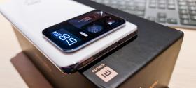 Xiaomi Mi 11 Ultra Unboxing: cel mai mare senzor foto de pe mobil, spate ceramic cu personalitate, extra ecran (Video)