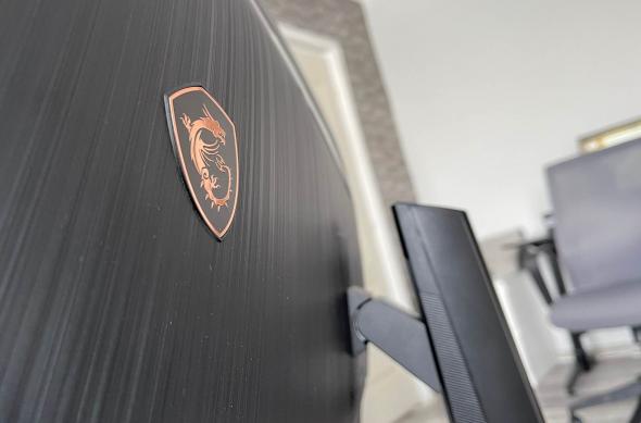 MSI Optix MPG321QRF-QD - Fotografii: MSI-Optix-MPG321QRF-QD_019.jpg