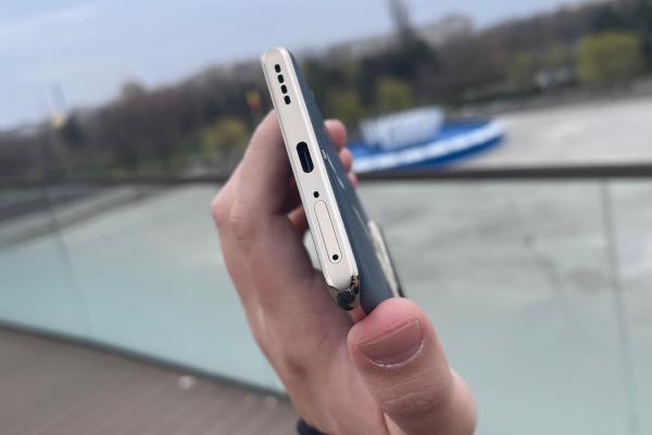 realme 12 Pro+: Cifre spectaculoase la playback video și încărcare completă în sub 45 de minute 