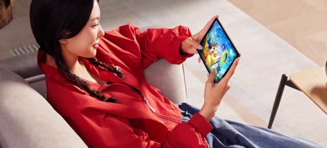 iPad Mini killer-ul Lenovo Legion Y700 ajunge în Europa; Cât costă tableta de gaming?