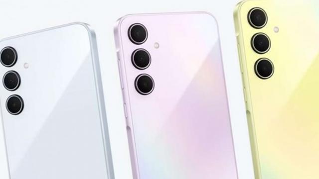 <b>Samsung Galaxy A35 testat de DxOMark: ocupă locul 122 la Cameră</b>După ce Samsung Galaxy A55 a fost testat de DxOMark şi a ocupat locul 115 în ierarhia testelor sale de cameră, acum îl vedem şi pe Galaxy A35 testat. A55 luase doar un punct mai mult decât A54. Hai să vedem cum s-a
