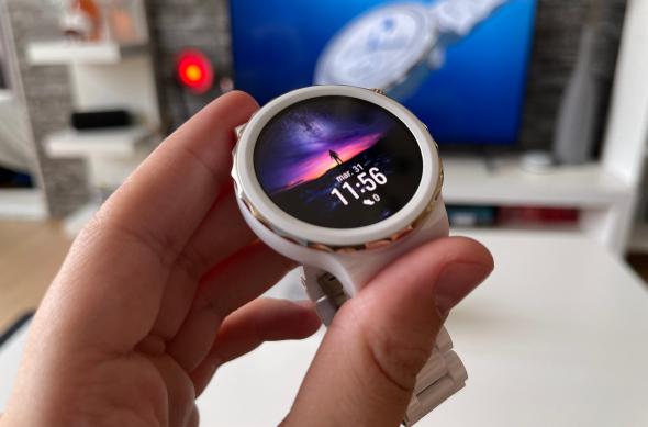 Huawei Watch GT 3 Pro 43mm - Galerie foto Mobilissimo.ro: HUAWEI-Watch-GT-3-PRO-Ceramic-Design_015.jpg