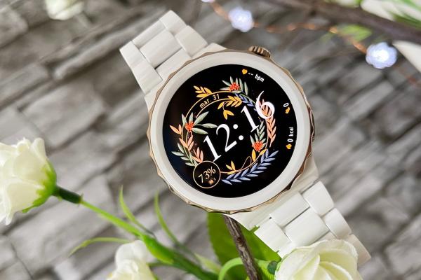 Prezentare HUAWEI Watch GT 3 Pro Ceramic (43mm); Accesoriul smart din ceramică, de o eleganță aparte, pe care îl vei asorta la orice ținută