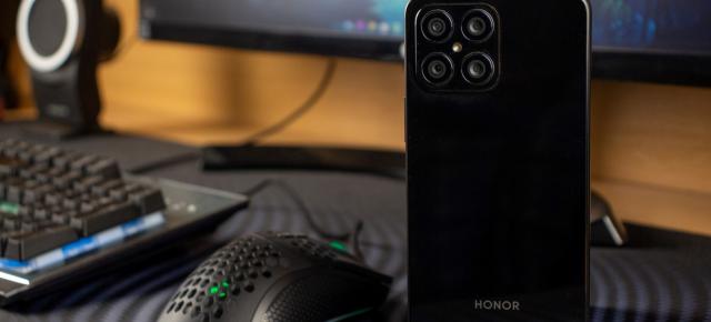 Honor X8 - Hardware potent pentru utilizarea de zi cu zi, dar nu e pentru gaming
