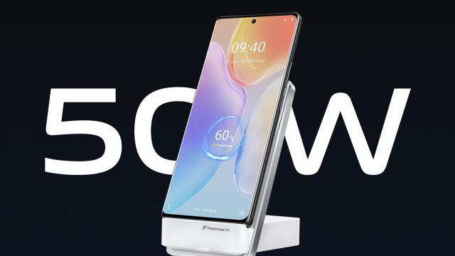 <b>vivo lansează în Europa noul încărcător wireless vertical FlashCharge de 50W cu mod silențios și răcire eficientă</b>La început de vară vine și o lansare localizată din partea celor de la vivo, sub forma încărcătorului wireless FlashCharge de 50W, un model vertical menit să ofere utilizatorilor o experiență de încărcare flexibilă și inovatoare
