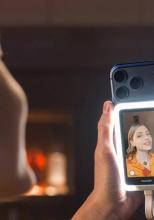 Un nou gadget pentru creatorii de conținut: Insta360 Snap transformă camera principală într-un instrument perfect pentru selfie-uri