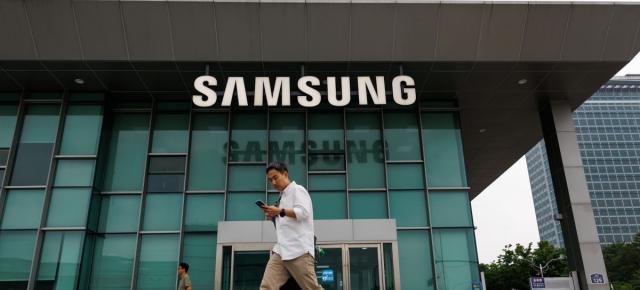 Scumpiri în lanț pe piața hardware; Samsung urcă prețurile RAM cu încă 30%, după o creștere inițială de 100%