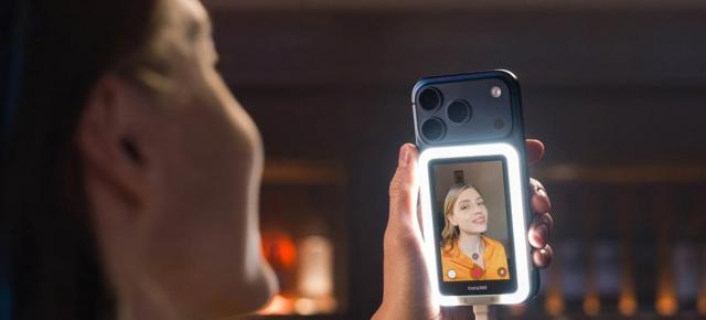 Un nou gadget pentru creatorii de conținut: Insta360 Snap transformă camera principală într-un instrument perfect pentru selfie-uri