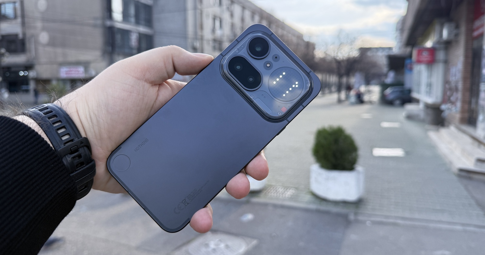 Nothing Phone (4a) Pro: Camera mizează pe versatilitate și aduce un senzor telephoto pentru zoom optic 3.5X în zona midrange