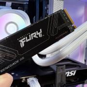 Prezentare Kingston FURY Renegade G5: SSD-ul viitorului e pregătit de gaming, editare video și transfer de fișiere cu o viteză de peste 14.000 MB/s