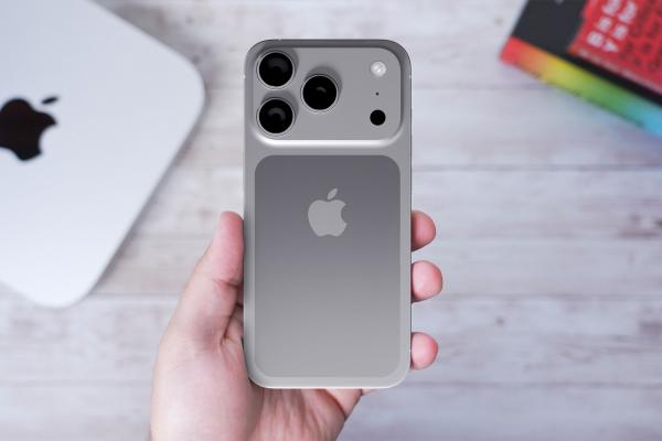 Poți cumpăra un iPhone 17 Pro deja... dacă te mulțumești cu fake-uri