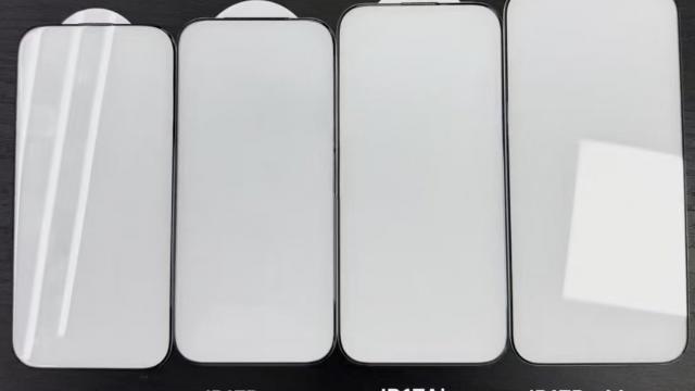 <b>Diferențele de ecran la iPhone 17, dezvăluite înainte de lansare; Air pierde 0,1 inci față de 16 Plus</b>Leaksterul Majin Bu a publicat pe X o imagine cu protecțiile de ecran ale viitoarei serii iPhone 17, dezvăluind diferențele de dimensiuni între cele patru modele. Lansarea este așteptată în mai puțin de o lună, iar conform informațiilor, iPhone 17 va avea