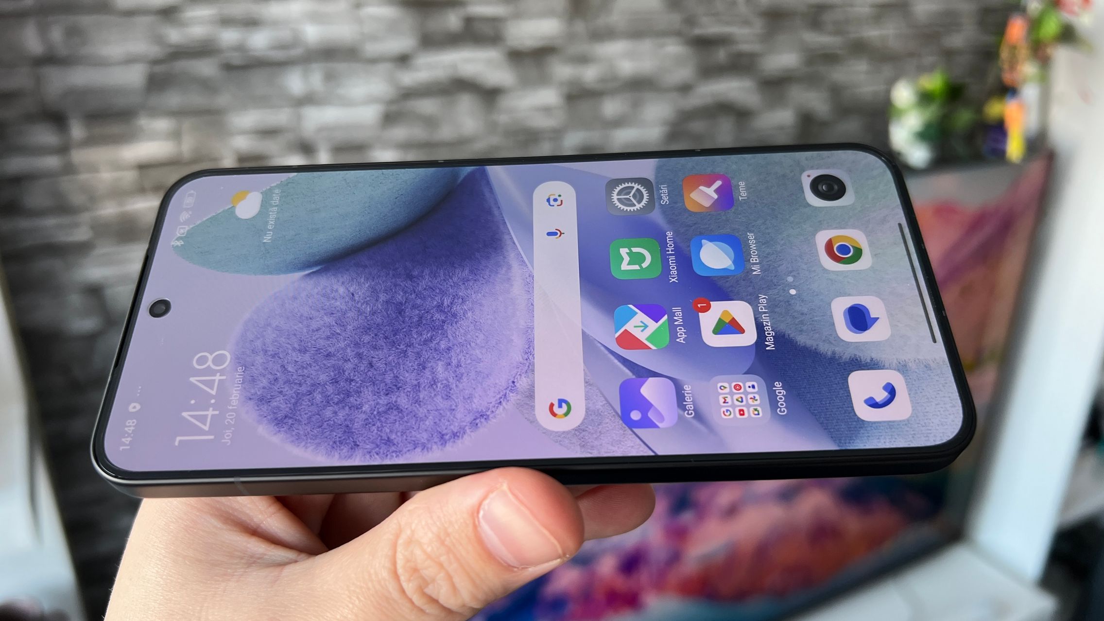Xiaomi 16 și 16 Pro primesc upgrade pentru camera selfie; Senzori de 50 MP, autofocus și captură 4K la 60 FPS