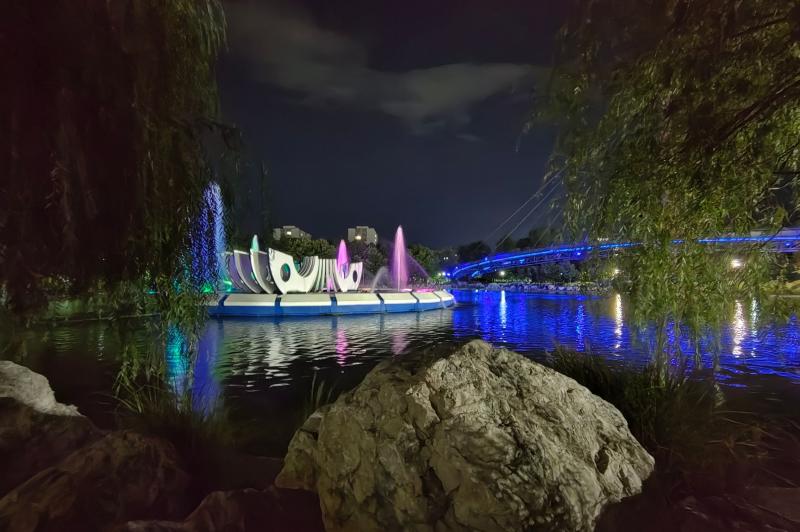 Motorola edge 50 - Mostre noapte: Motorola-Edge-50-Mostre-noapte_010.jpg