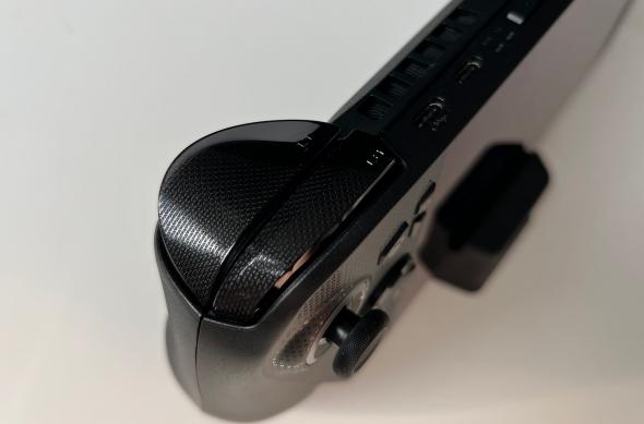 ASUS ROG XBOX Ally X - Unboxing: ASUS-ROG-XBOX-Ally-X-Unboxing_024.jpg