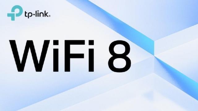 <b>Wi-Fi 8 testat cu succes de TP-Link; Conectivitate mai stabilă pentru rețelele aglomerate</b>Deși tehnologia Wi-Fi 7 pare încă la început, nefiind adoptată pe scară largă, iată că deja se lucrează serios la următorul standard, Wi-Fi 8. TP-Link tocmai a anunțat că a reușit să stabilească o primă conexiune de test folosind echipament prototip