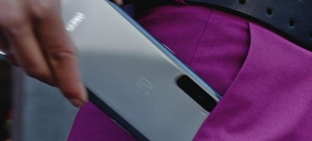 OnePlus Nord apare într-o nouă serie de teasere direct pe Amazon; Îi vedem spatele şi avem şi un video promo
