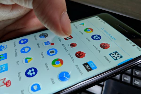 Nokia 6: Benchmark-uri modeste, de multe ori sub Nokia 5