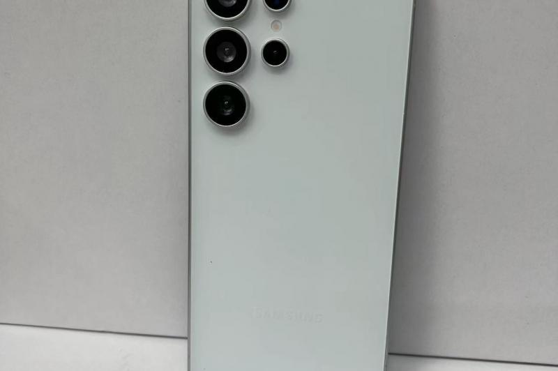 Samsung Galaxy S25 Ultra - Fotografii (Dummy, Leak): download (53).jpg