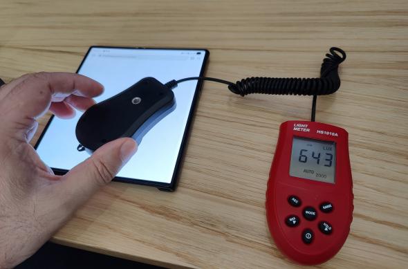 Luminozitate display Huawei Mate Xs 2 și ecranul văzut la microscop: HUAWEI-Mate-Xs-2_091.jpg