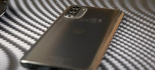 Motorola G52 - Încărcare rapidă și autonomie pe care te poți baza