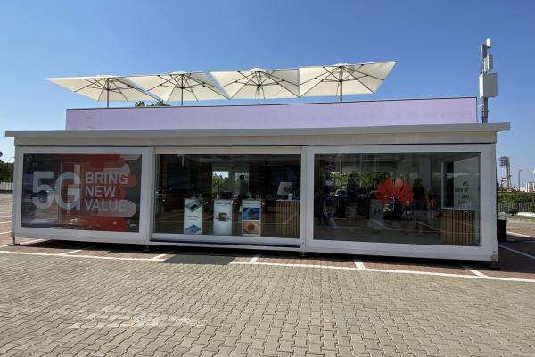 Am văzut la treabă soluţiile Huawei 5G pentru şcoala online, divertisment VR + streaming