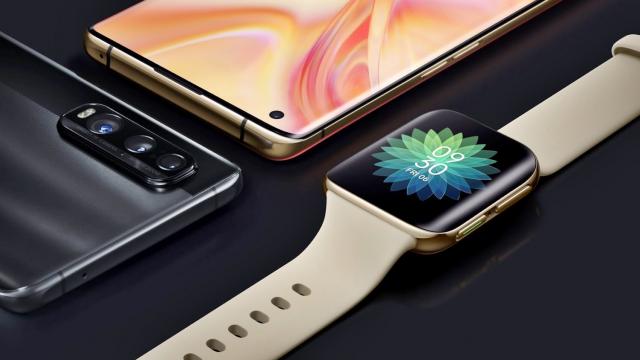 <b>Oppo Watch a debutat în România: smartwatch elegant, cu Wear OS şi îmbinare eficientă fitness + comunicare</b>Încă de la debutul brandului Oppo în România am avut indicii că mult aşteptatul Oppo Watch va intra în ţara noastră. Nu de altă dar l-am zărit la mâna Anei Morodan, la evenimentul de lansare Oppo
