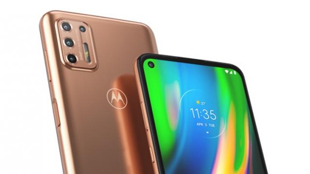 <b>Motorola Moto G9 Plus anunțat oficial; Telefon de 6.8 inch cu CPU Snapdragon 730G și baterie de 5000 mAh</b>Finalul săptămânii ne rezervă și o lansare Motorola, cea a lui Moto G9 Plus - un telefon cu diagonală generoasă, baterie pe măsură și procesor Snapdragon la pachet. Acesta face parte din familia G9 și vine la câteva 