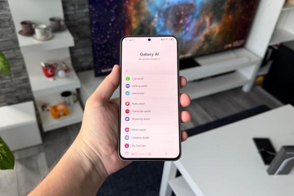 Samsung Galaxy S26 FE: Android 17 plus întreaga suită Galaxy AI pe un FE, ba chiar și suport software full pe 7 ani